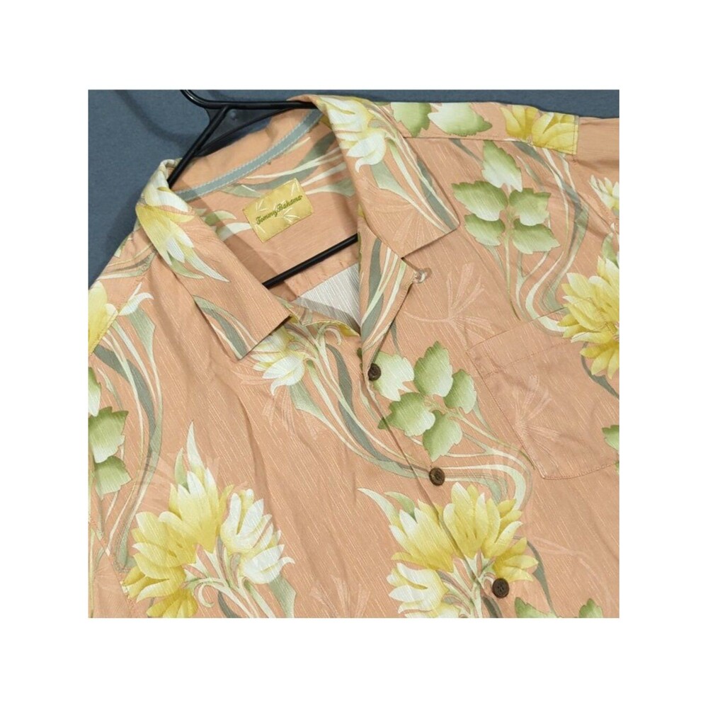 Tommy Bahama Shirt Mens XL Peach Silk Loop Color Floral Hawaiian Travel Vacation